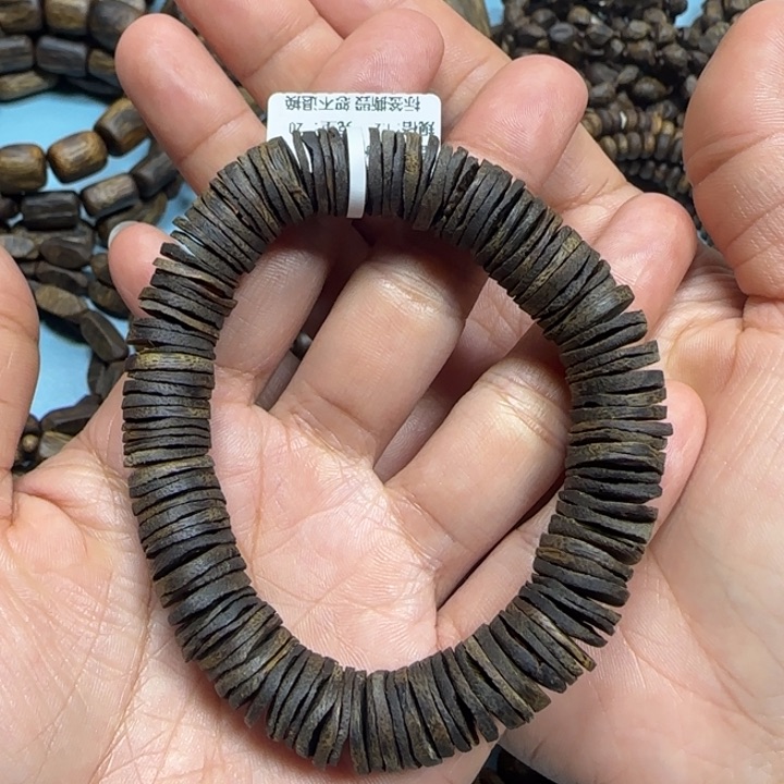 沉香手串沉水张勺子多样性发货一条卡12-20克