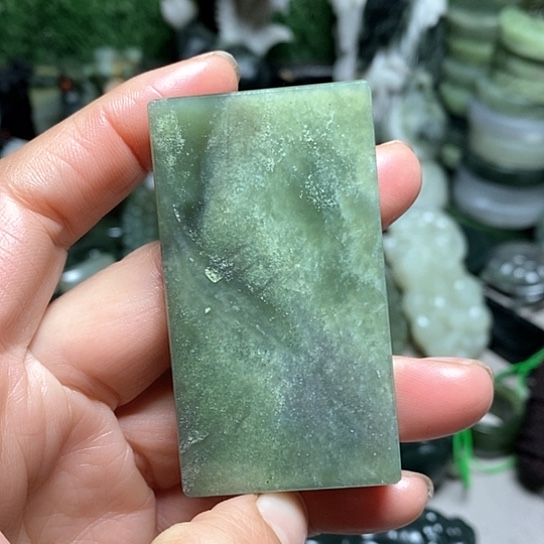 未镶嵌和田玉（糖玉）珠宝半成品