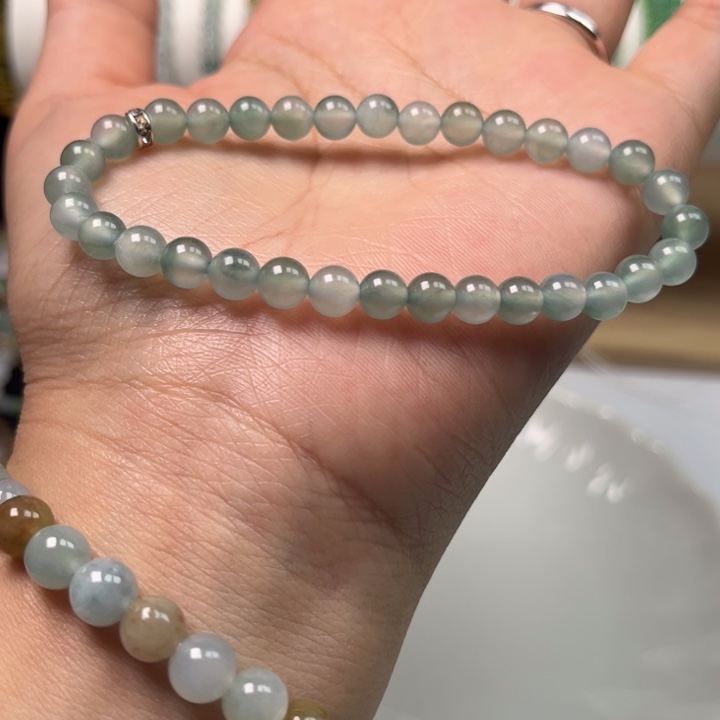 小***～翡翠未镶嵌手串翡翠