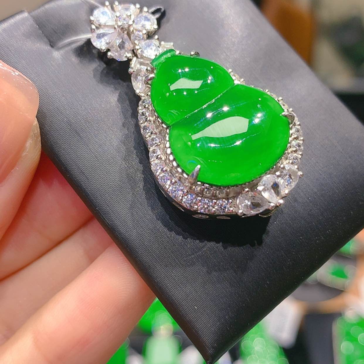 【闪购商品】翡翠银S925镶嵌颈饰4柒姐