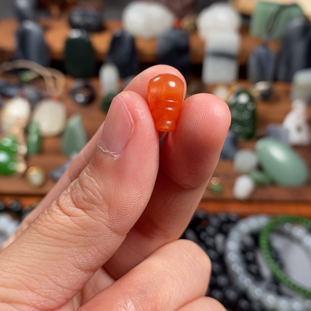 南红玛瑙三通未镶嵌