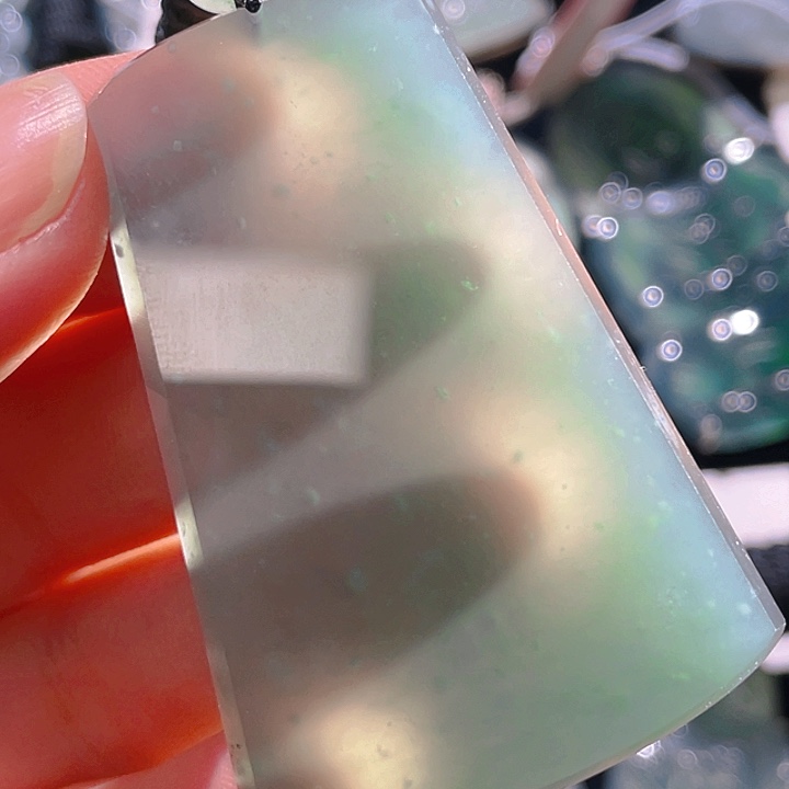 翡翠颈饰未镶嵌50，