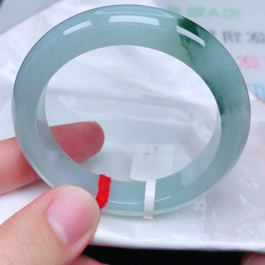未镶嵌手镯翡翠天然翡翠手镯