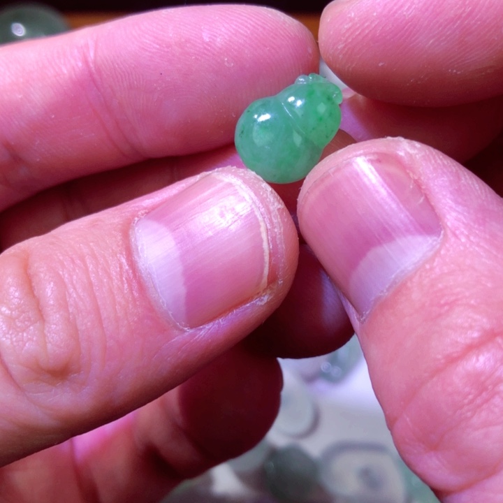 定制翡翠未镶嵌天然a货翡翠