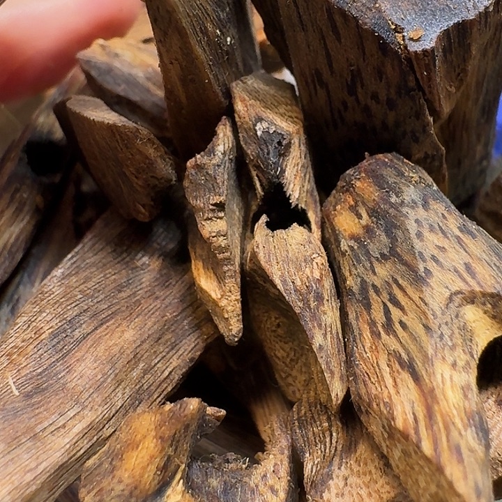 沉香沉香碎屑海南高端紫棋树心油老料54克