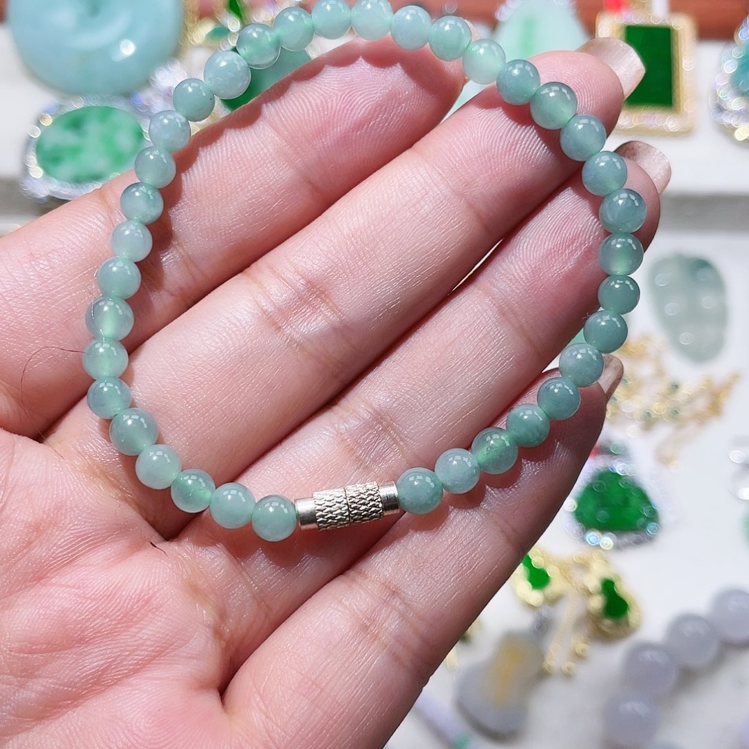 翡翠未镶嵌颈饰天然翡翠