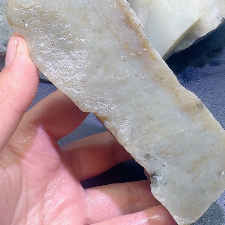 和田玉未镶嵌珠宝半成品