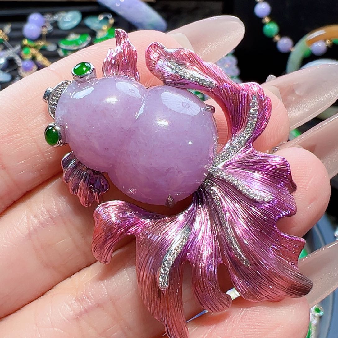 翡翠18K金镶嵌颈饰签收后24小时鉴赏期