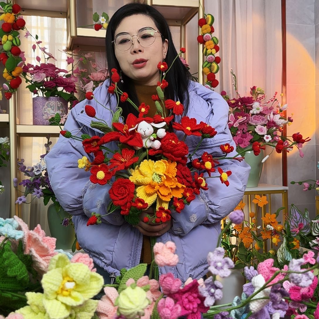 手工钩织设计花束