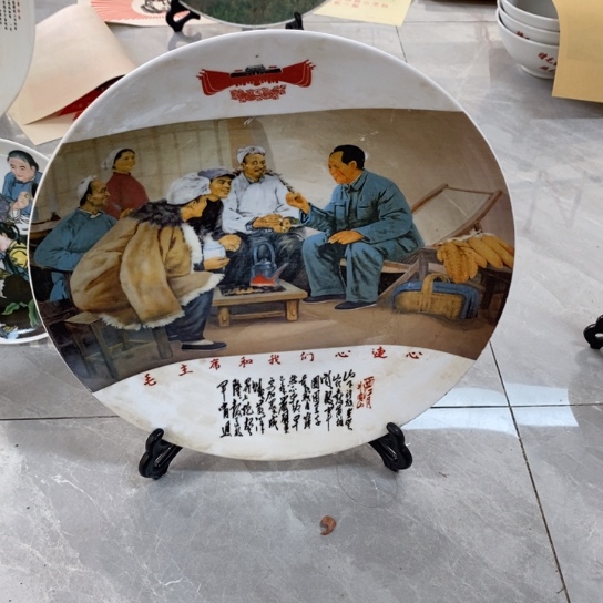 用***1瓷片陶瓷艺术作品