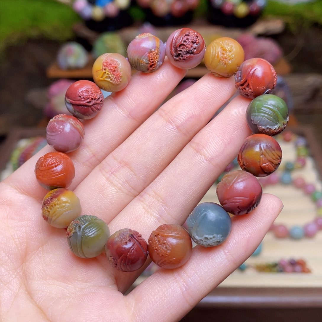 流***沙玛瑙/玉髓未镶嵌珠宝半成品盐源玛瑙苏工山水