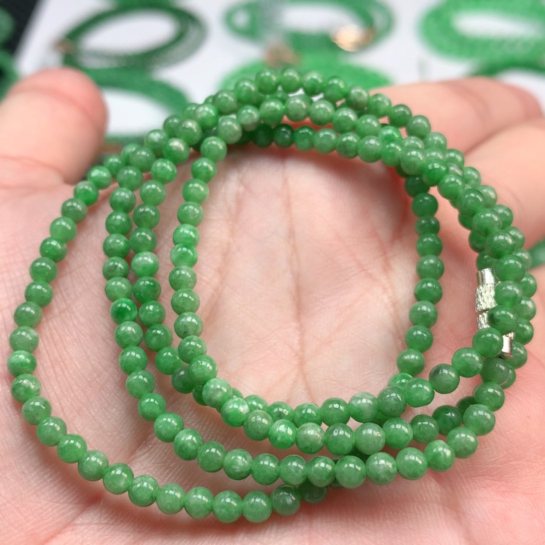 翡翠手链未镶嵌翡翠