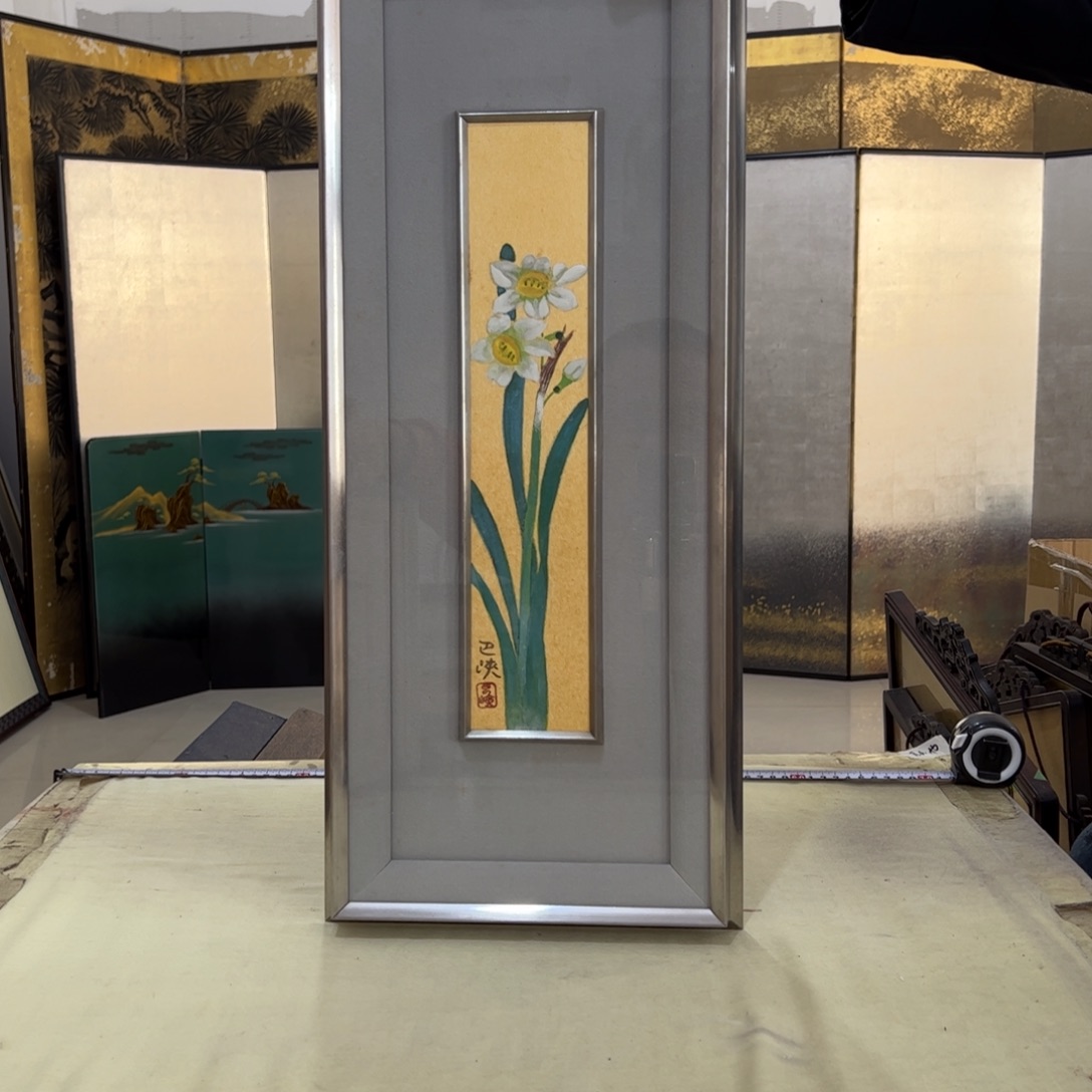 天***的绘画屏风框画茶空间设计