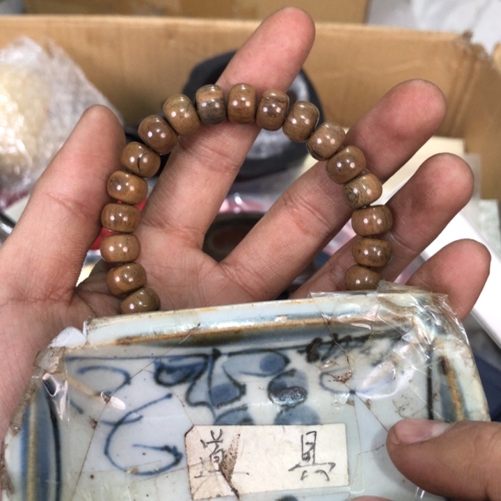 陶瓷孤品单件车里拍