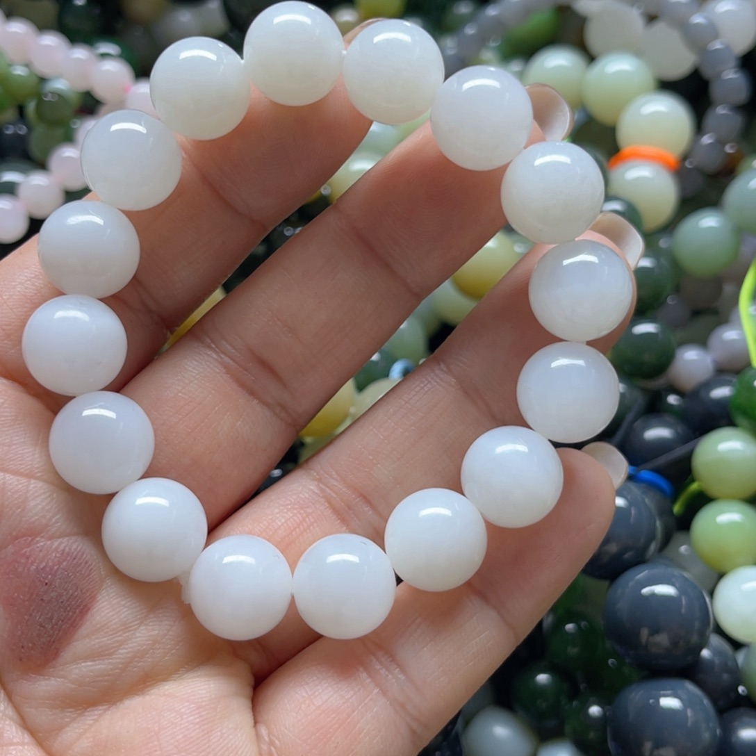 和田玉手链未镶嵌