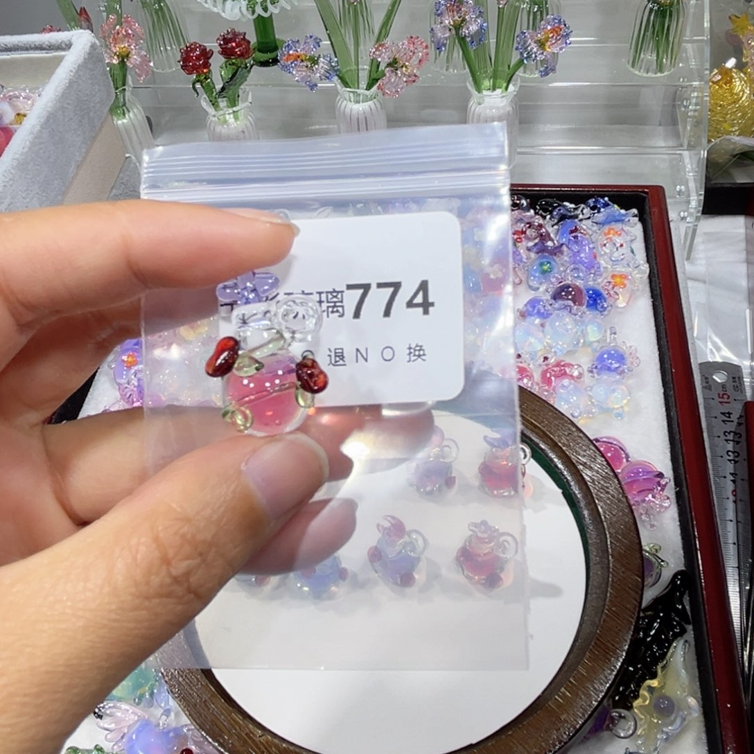 小***姐玻璃颈饰774许愿瓶一个