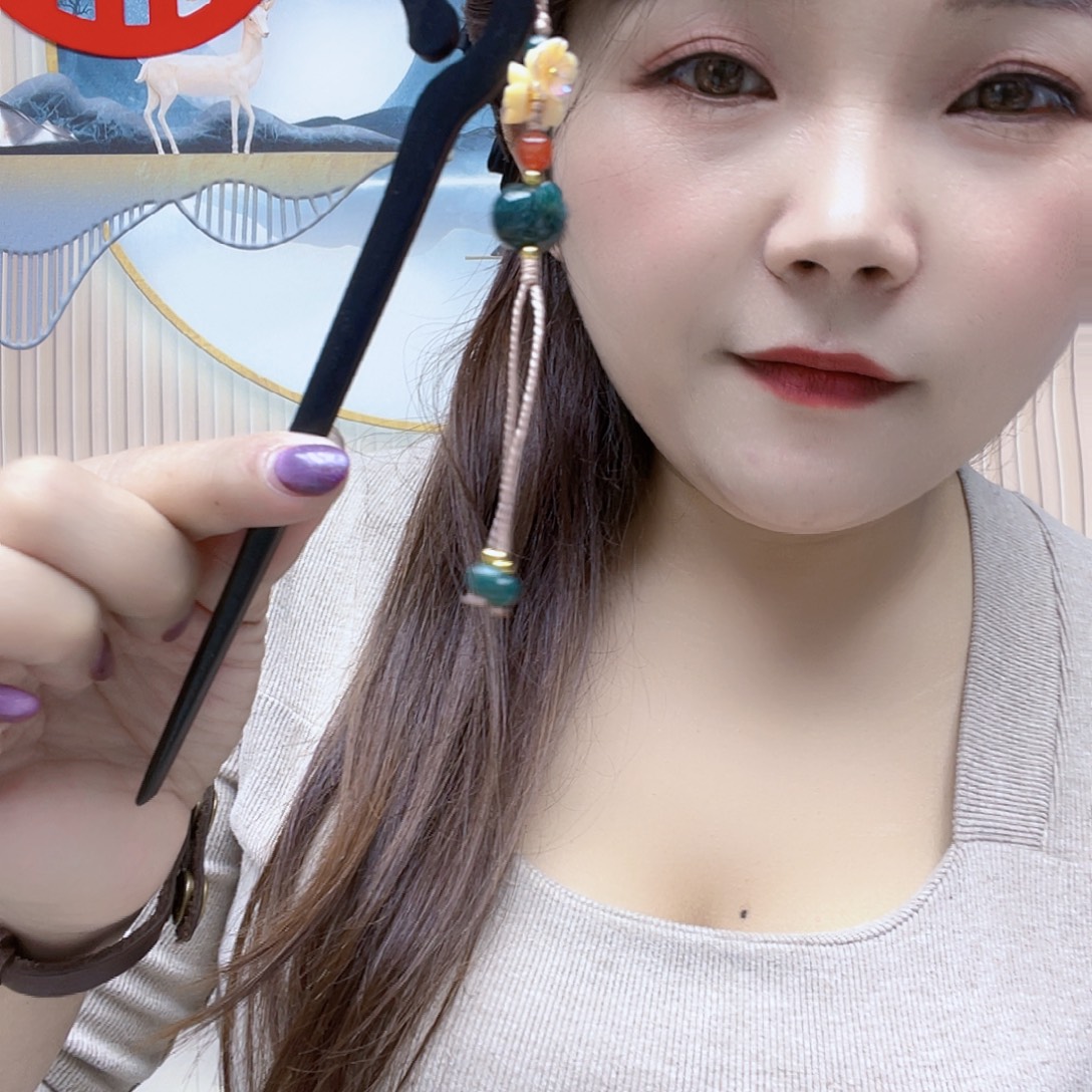 翡翠未镶嵌颈饰发饰