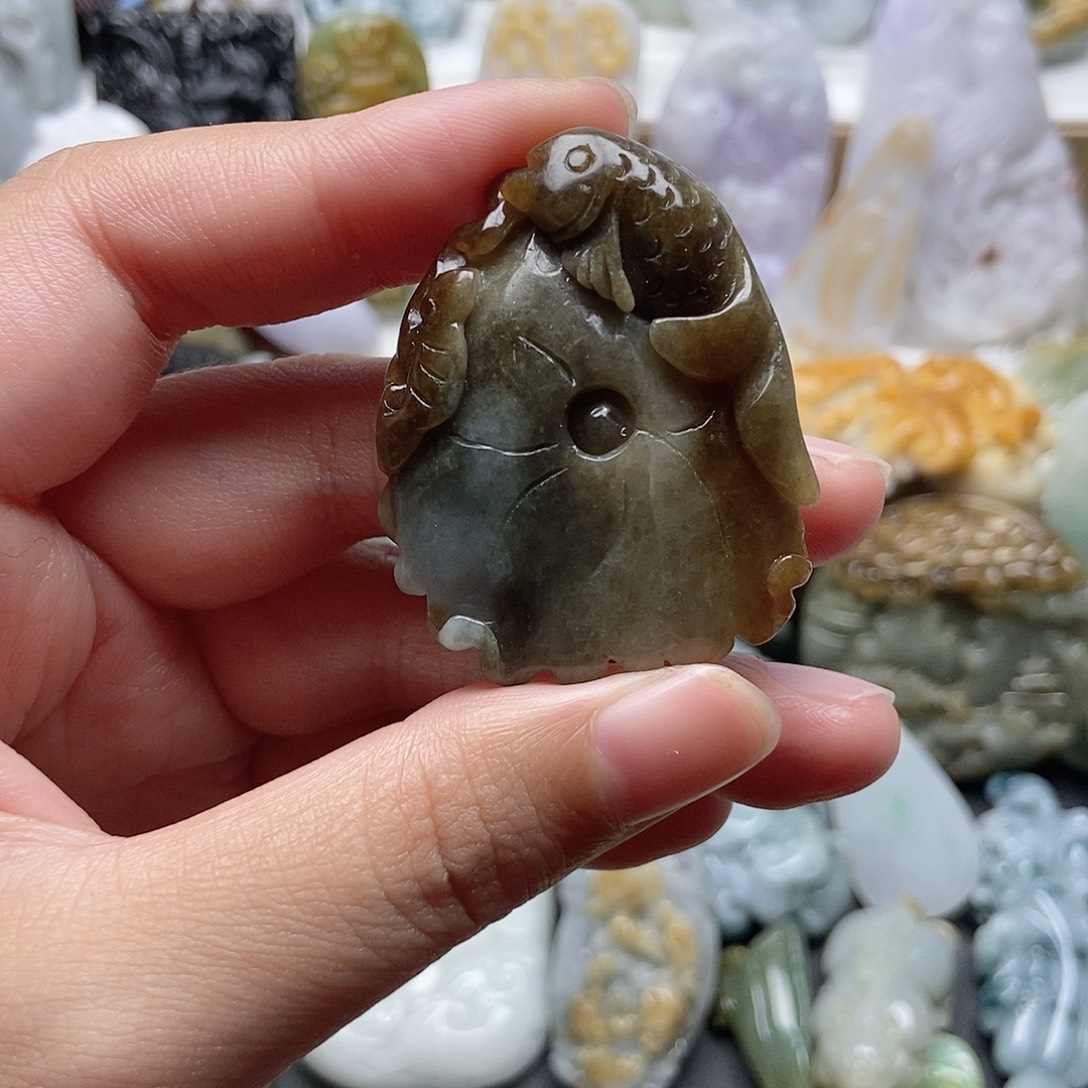 翡翠未镶嵌颈饰翡翠