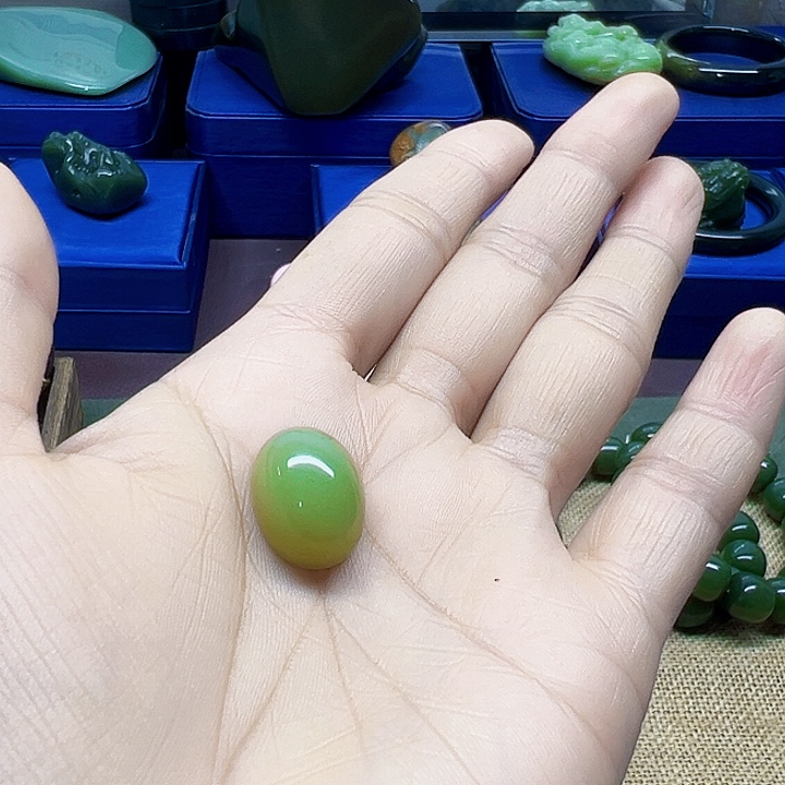 和田玉（糖玉）未镶嵌珠宝半成品