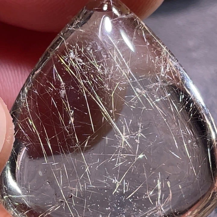 了***下发晶颈饰未镶嵌钛