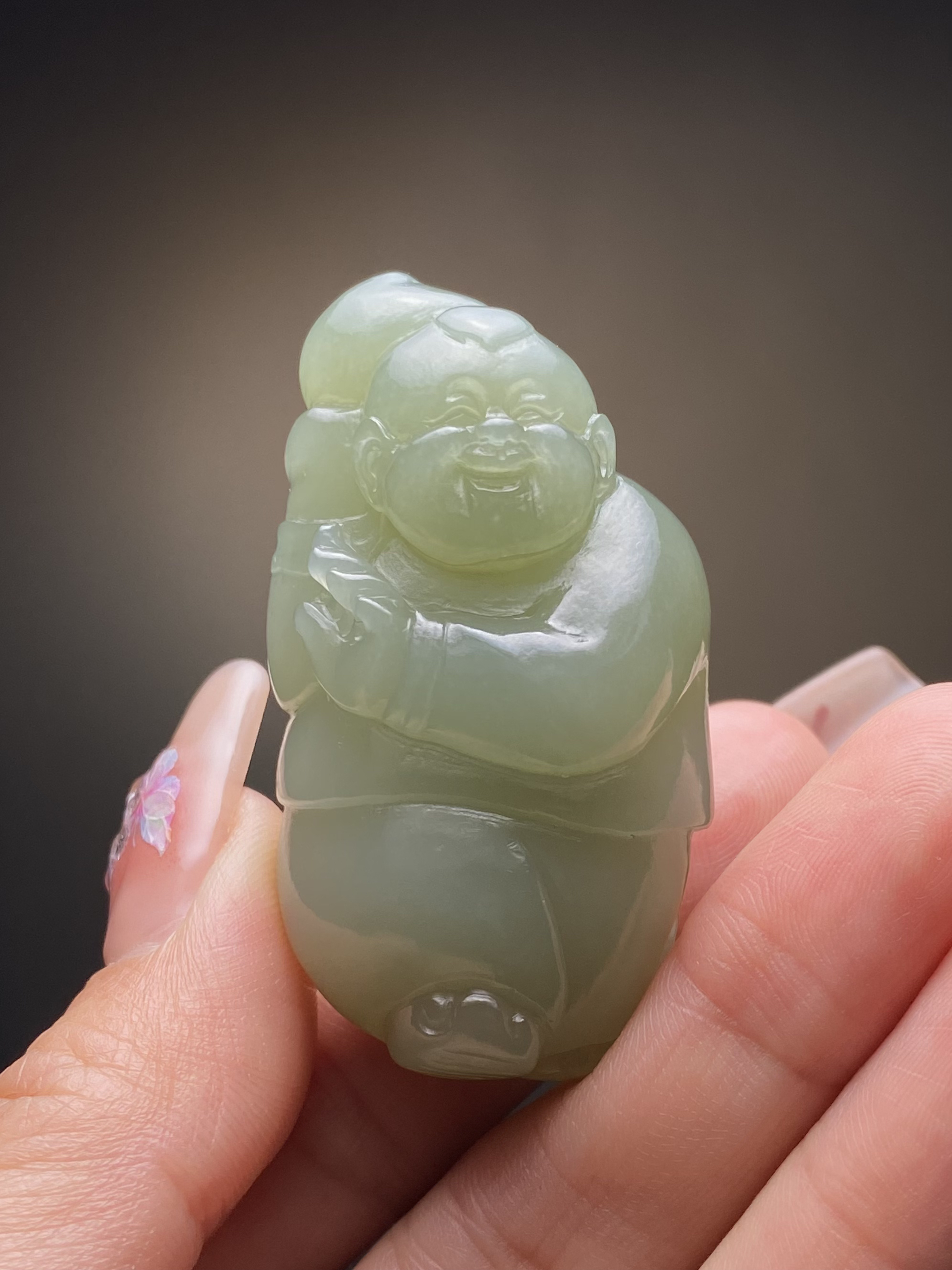 新疆和田玉且末料《童子祝寿》玉质油润 喜庆 尺寸50*27*19㎜重39克