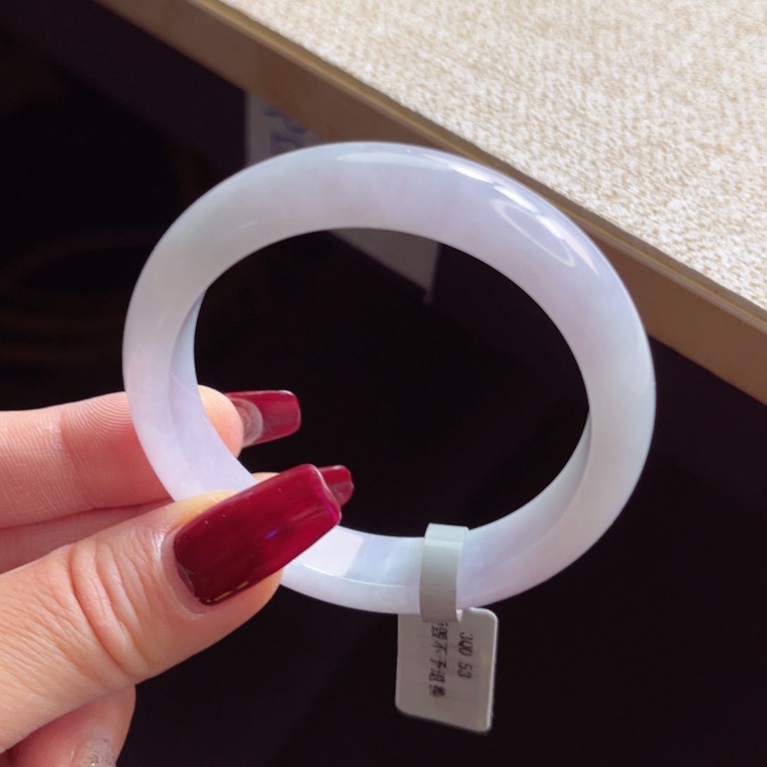 翡翠手镯未镶嵌手镯