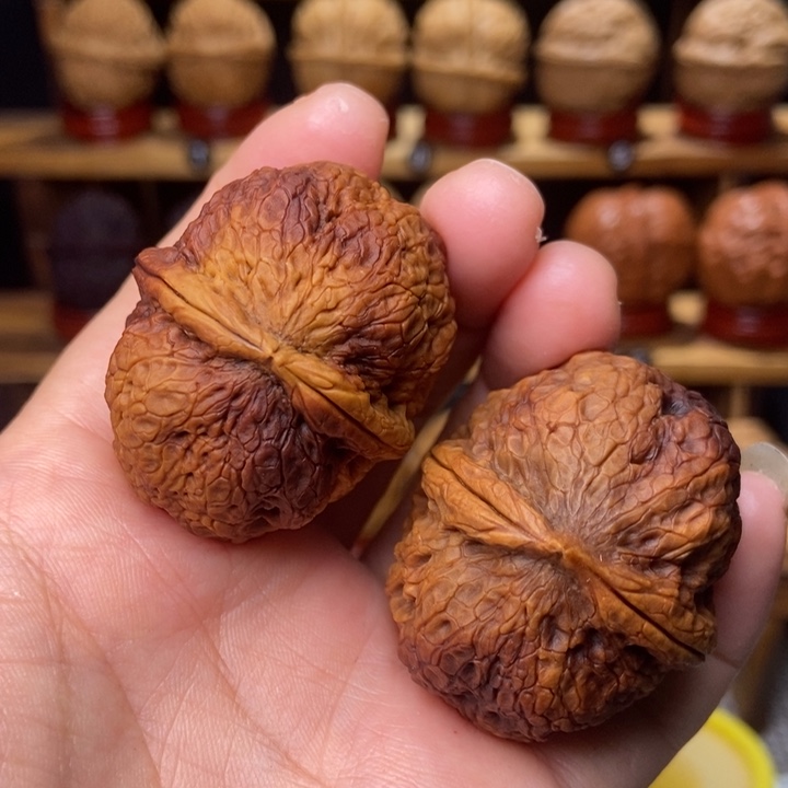 文玩核桃吊坠七彩元宝15