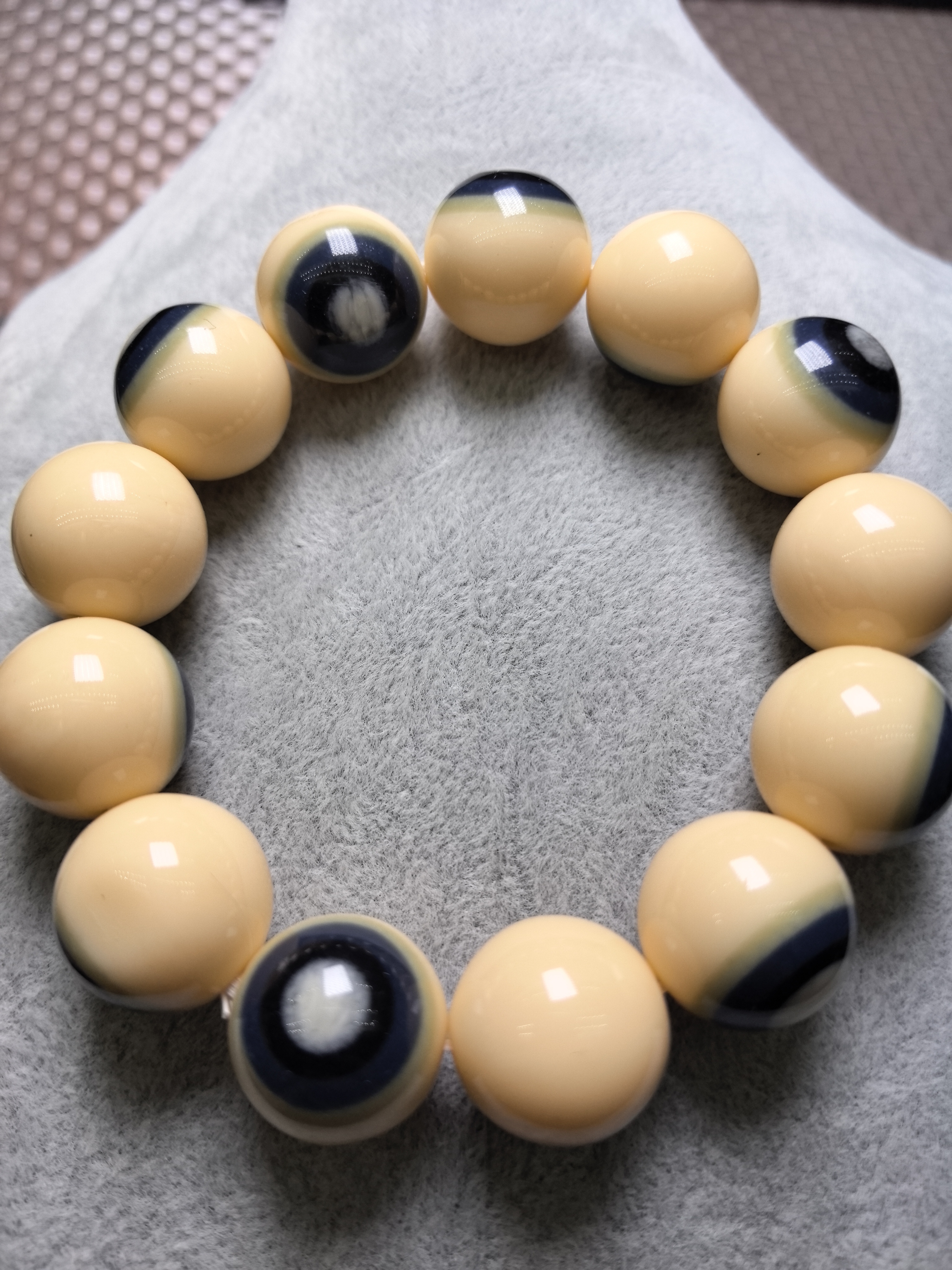 A208 18mm白色带眼 (多样性发其一)