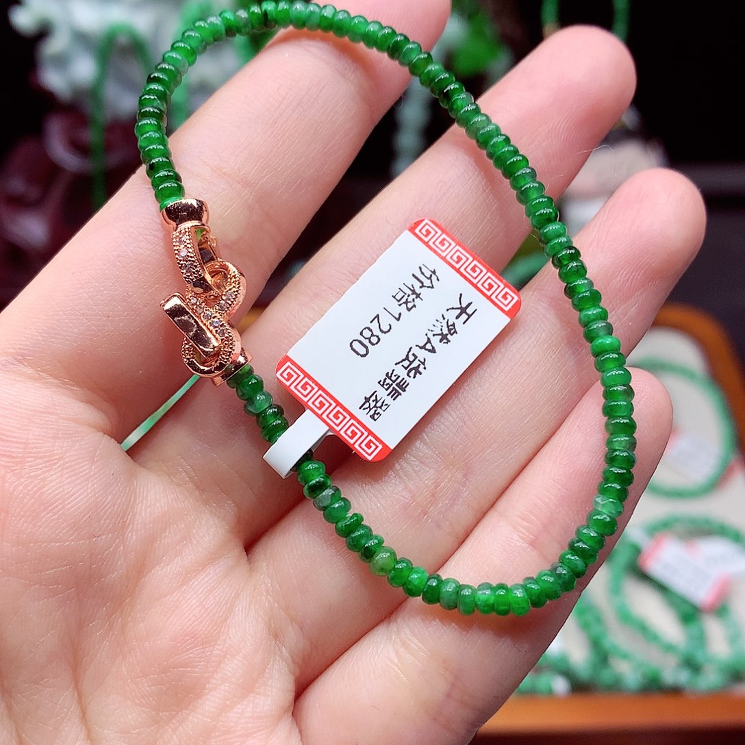 翡翠未镶嵌手链翡翠
