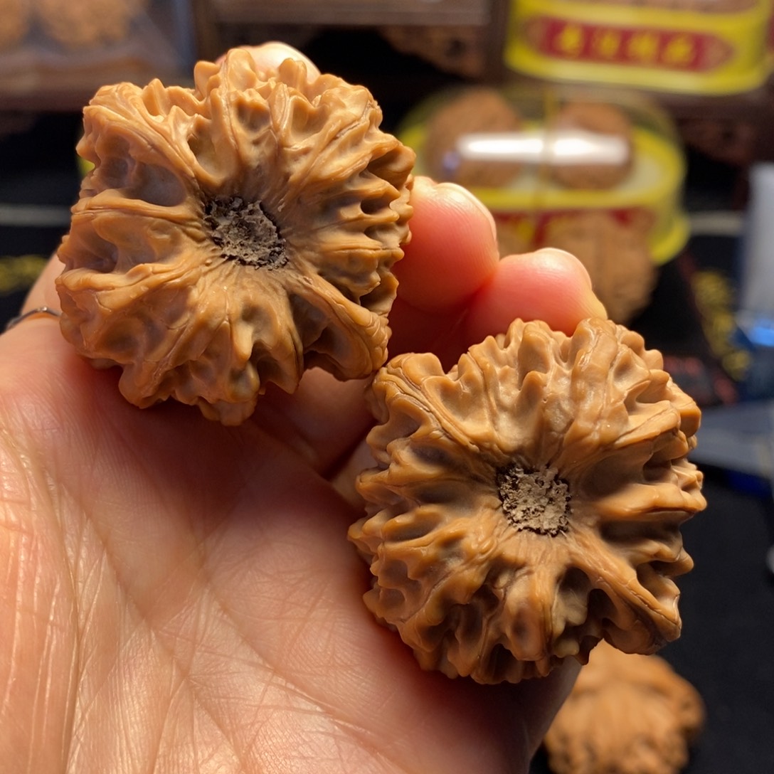 把件桃核龙门涧40