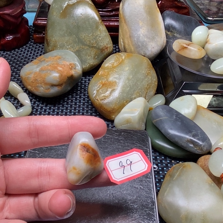 未镶嵌和田玉把件99