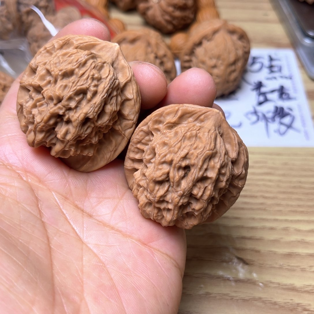 文玩核桃吊坠马老四