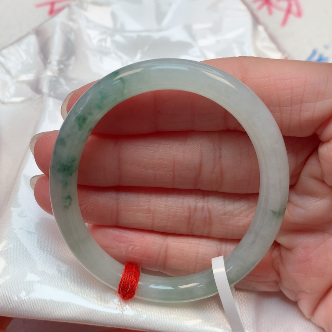 翡翠手镯未镶嵌52.8贵妃