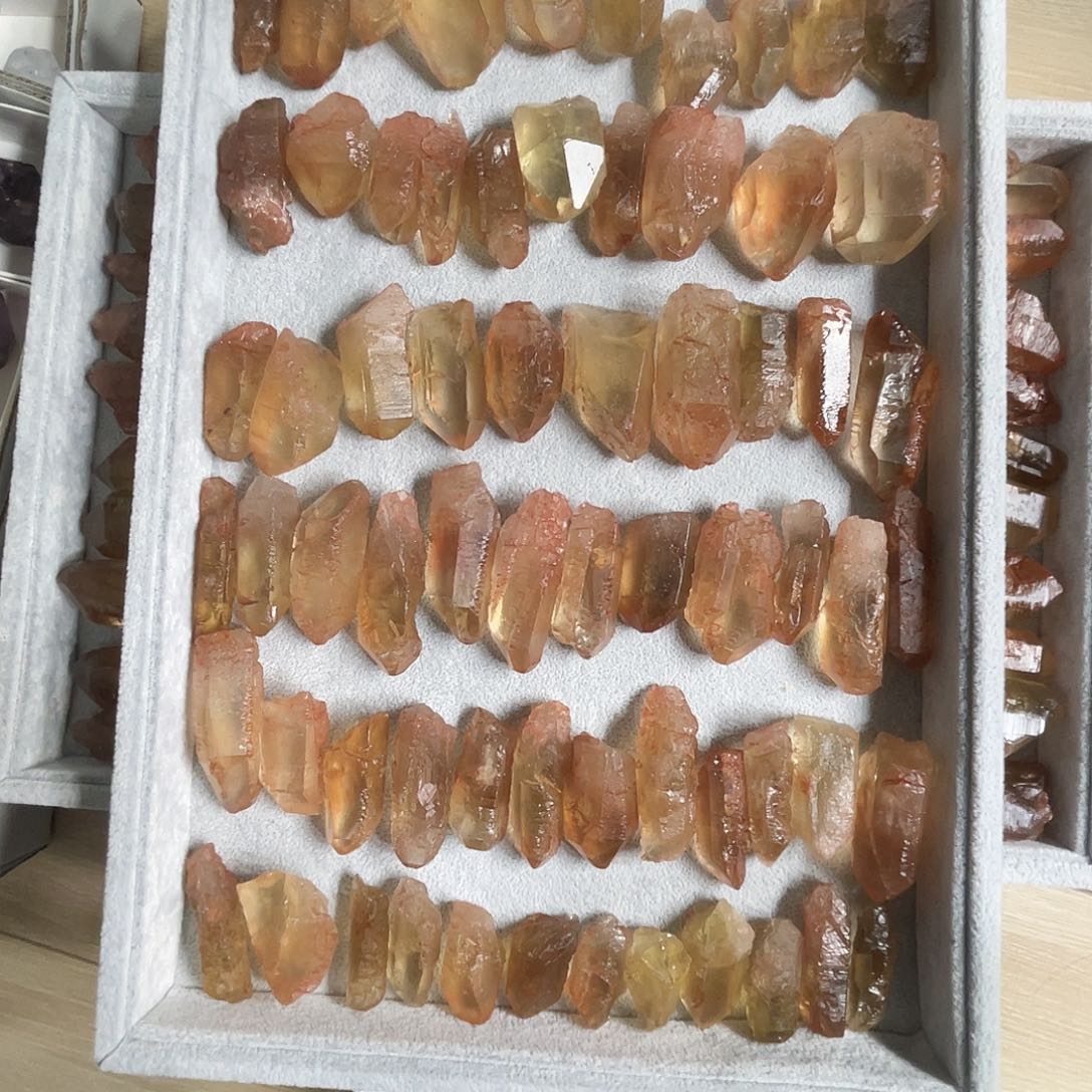 水晶黄水晶-涅槃重生水晶未镶嵌