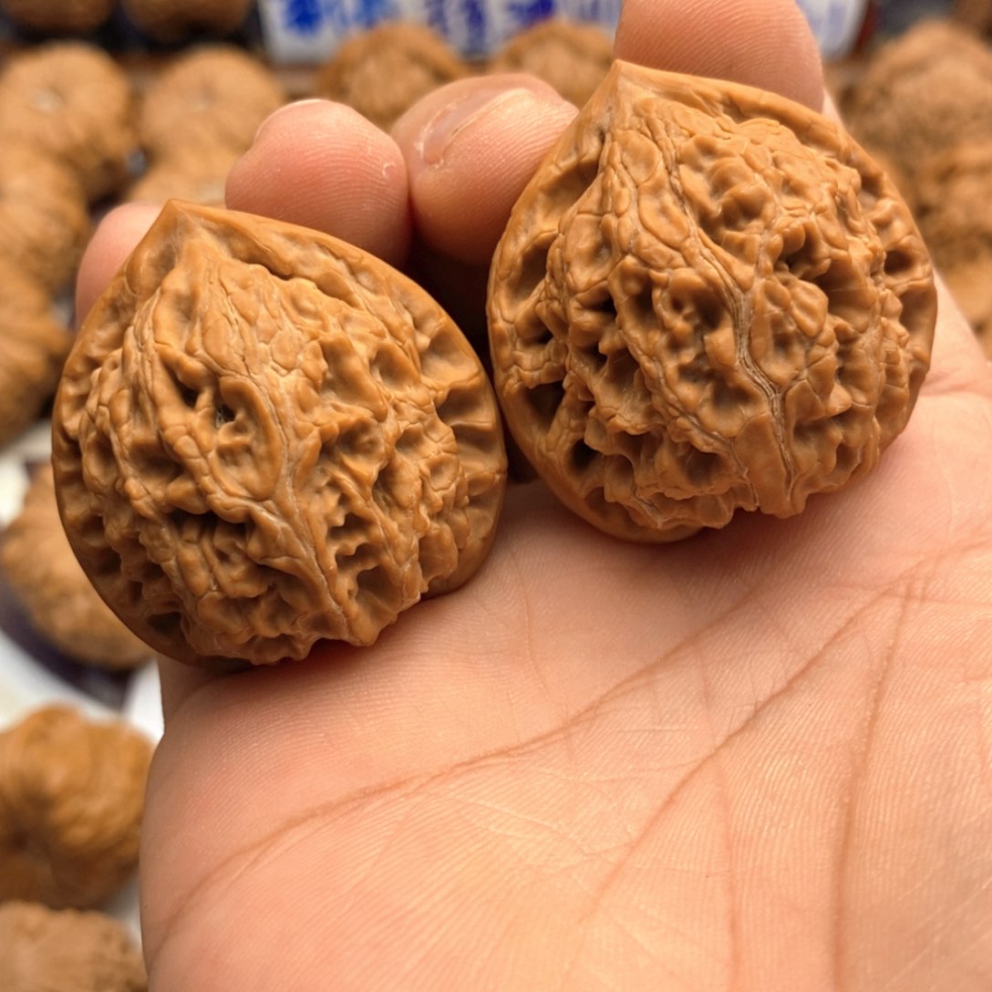 【闪购商品】文玩核桃把件38尺 水龙纹 12