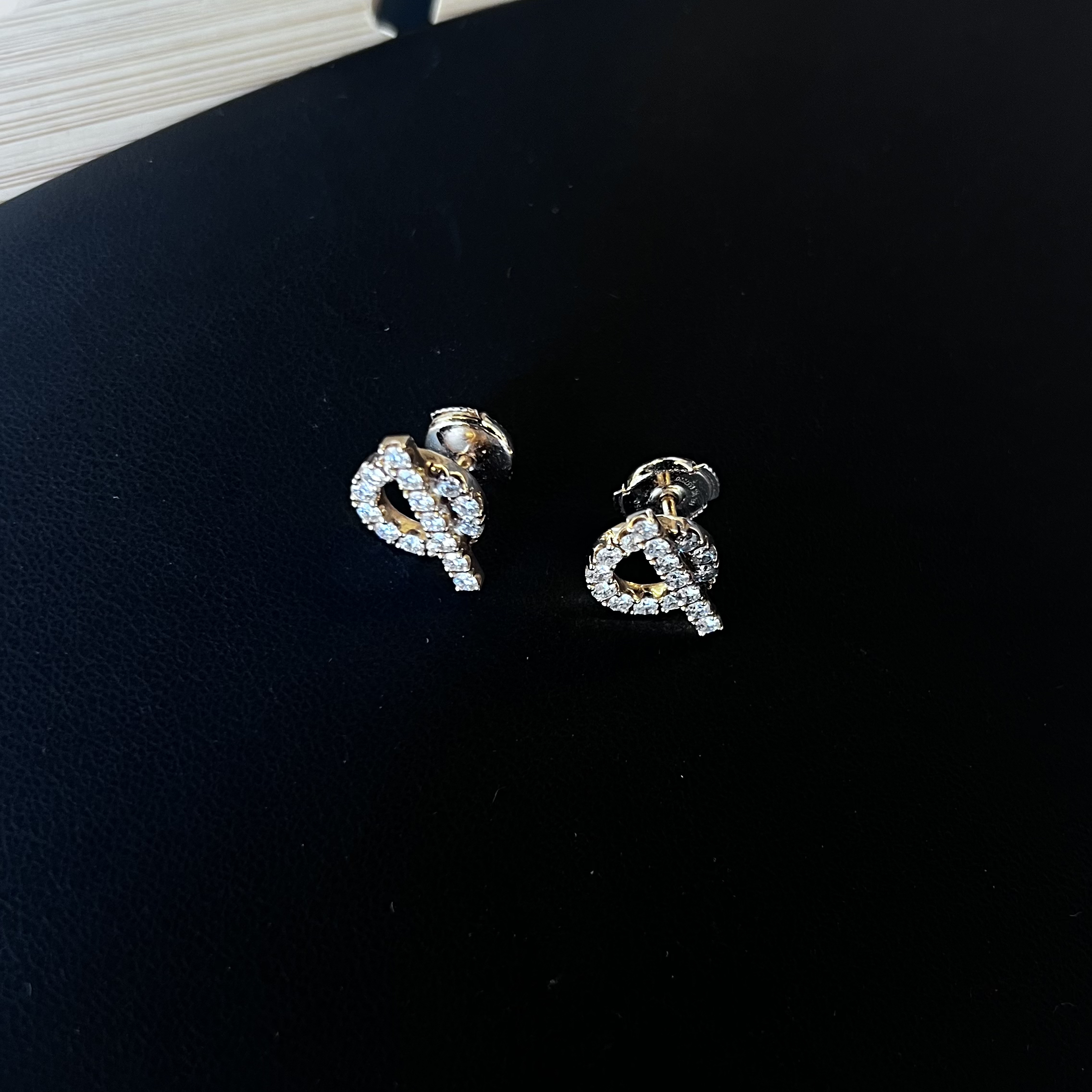 99新 Hermes/爱马仕 玫瑰金水钻小Q耳钉 22k