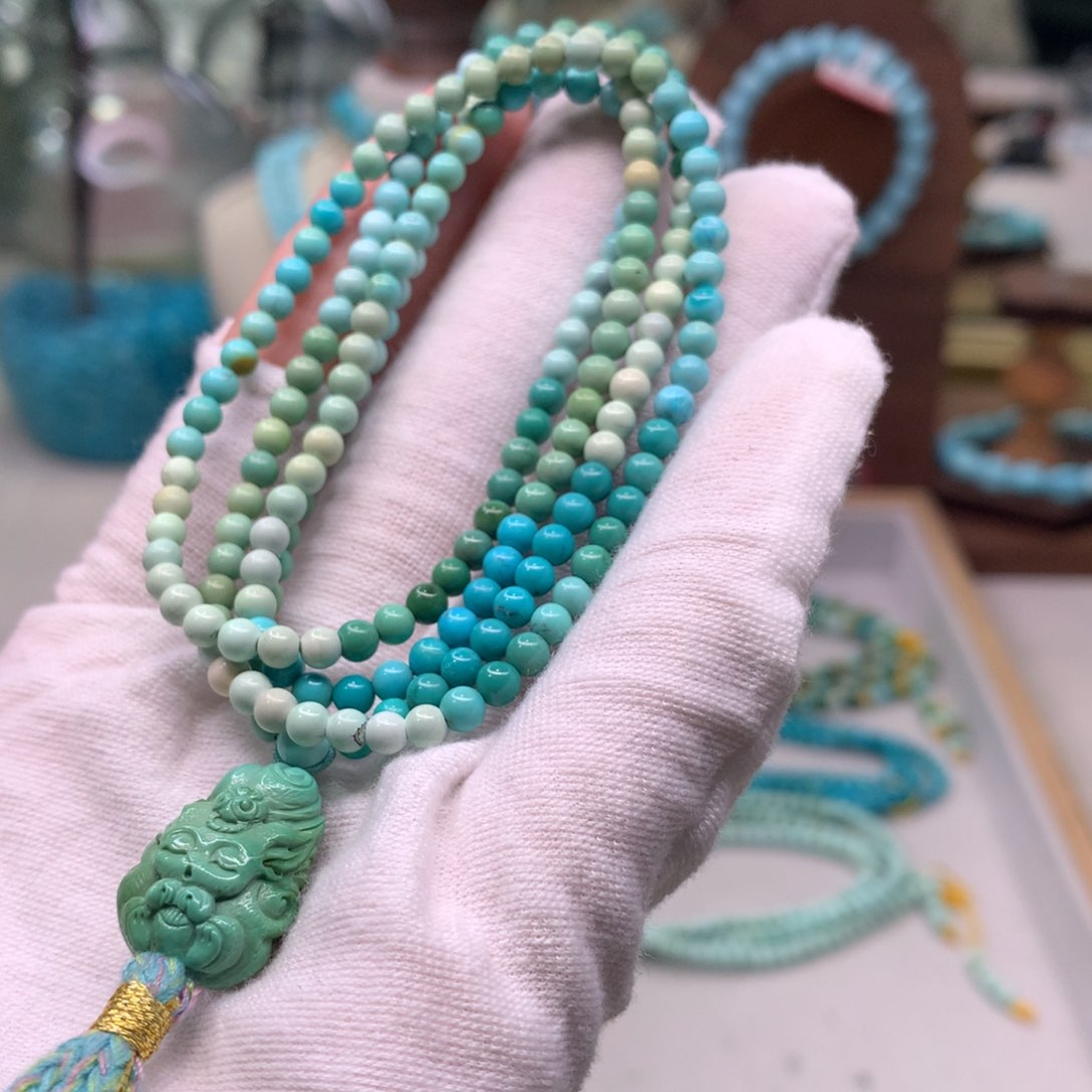绿松石配饰未镶嵌