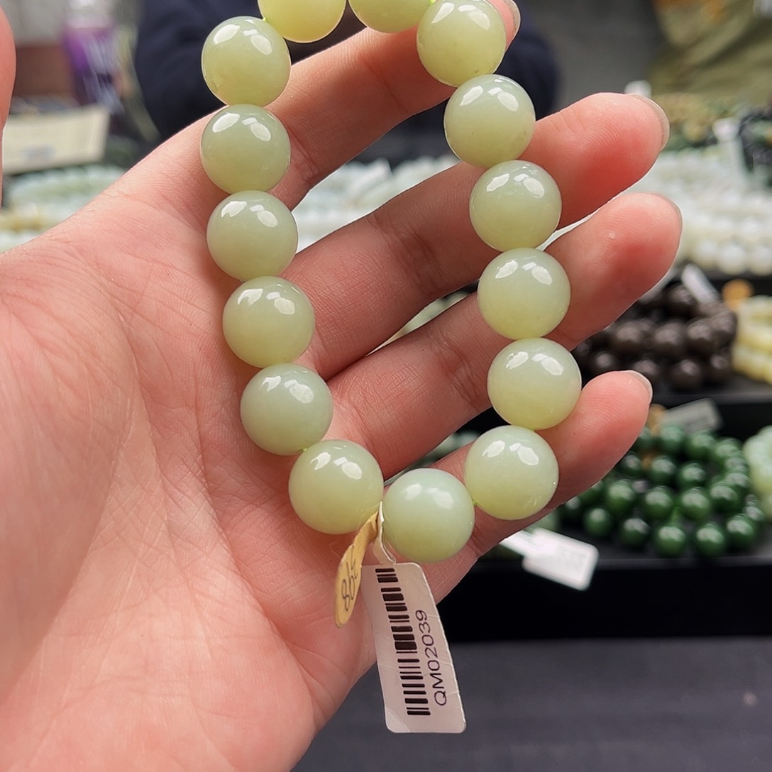 和田玉手串未镶嵌