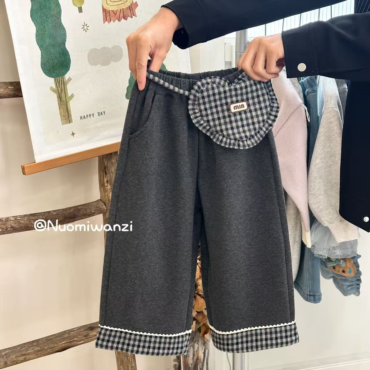 XM-808-儿童时尚洋气百搭裤腿格子拼接直筒裤（冬款）