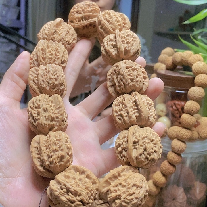 【闪购商品】文玩核桃把件34白狮子手持