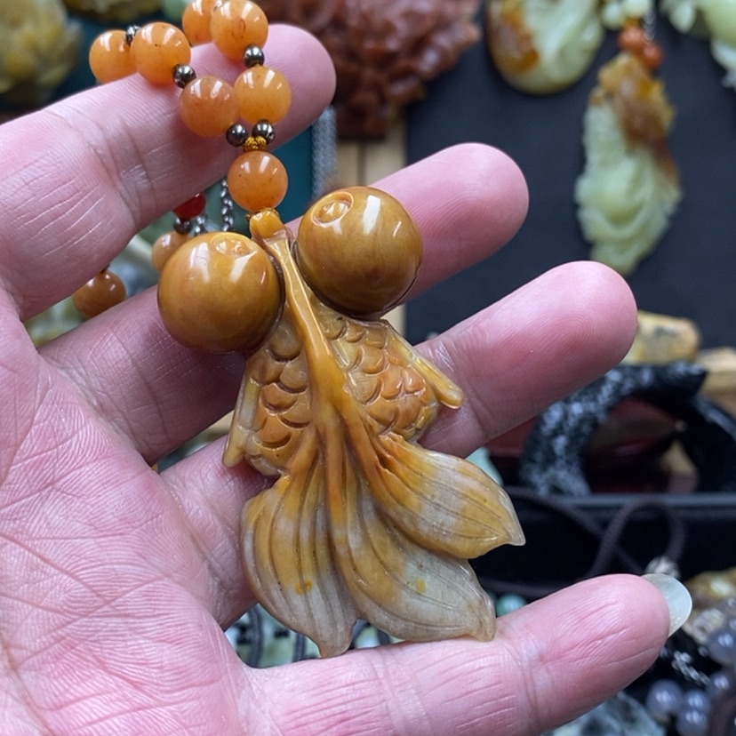 【闪购商品】蛇纹石玉吊坠未镶嵌