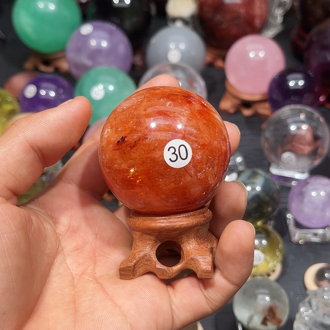 满***河珠宝半成品水晶未镶嵌微瑕5.25