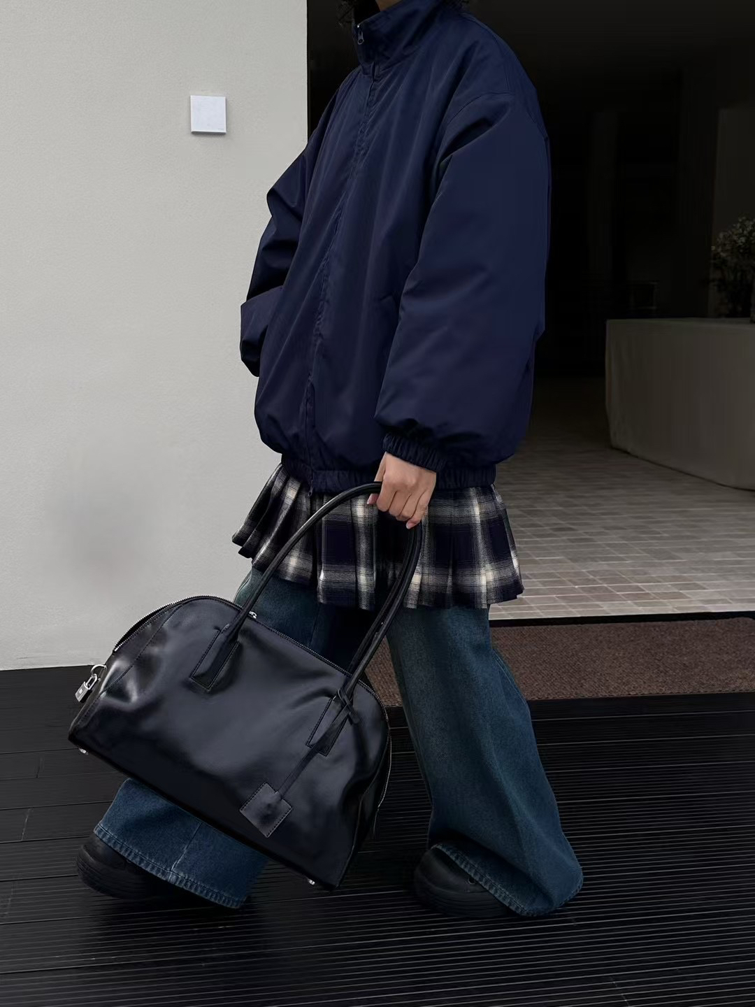 小众拼接屁帘羽绒服