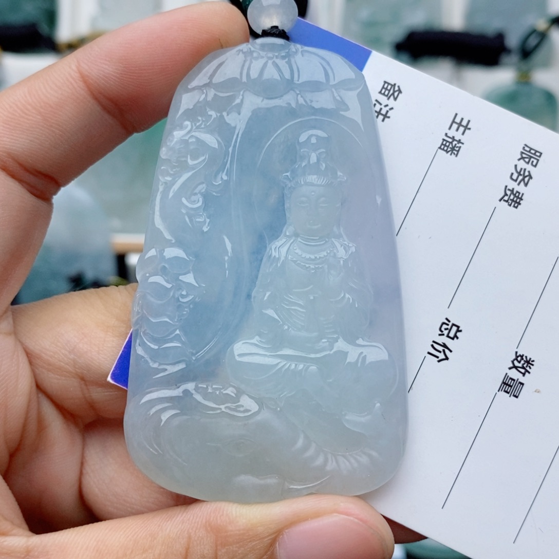 翡翠未镶嵌颈饰普贤