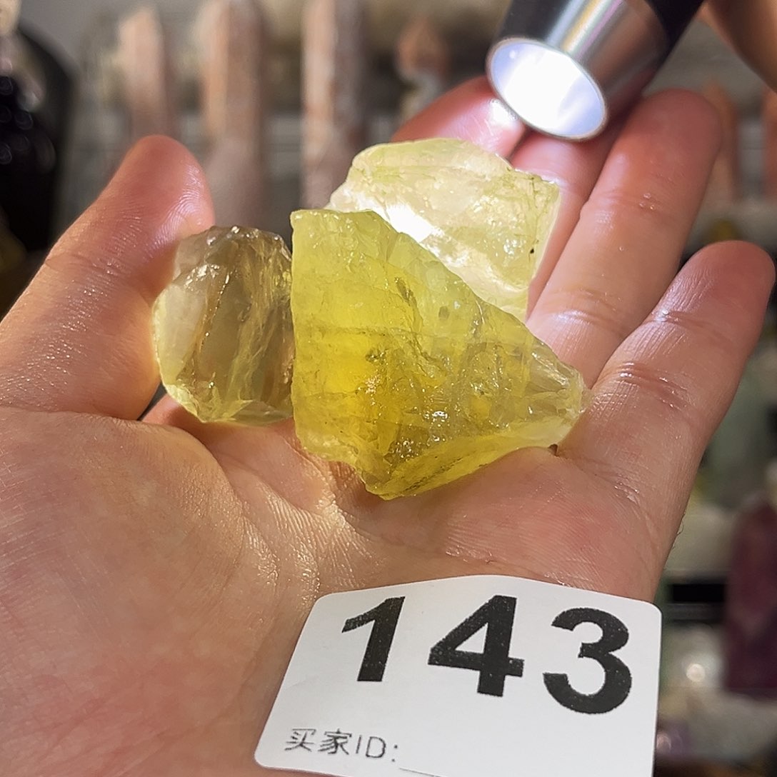 未镶嵌大型摆件（非配饰）水晶