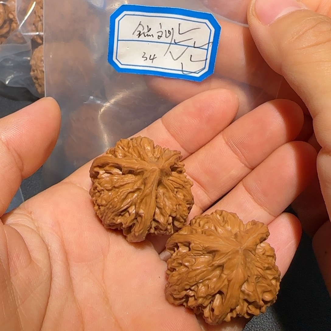 把件文玩核桃飞飞飞飞