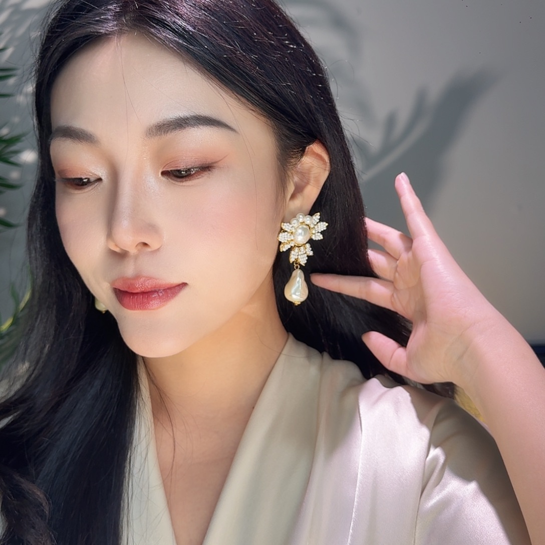 纯铜合金琉璃耳钉