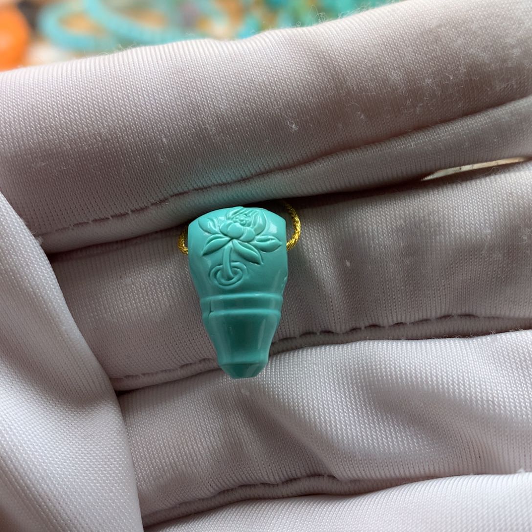 绿松石珠宝奇石未镶嵌