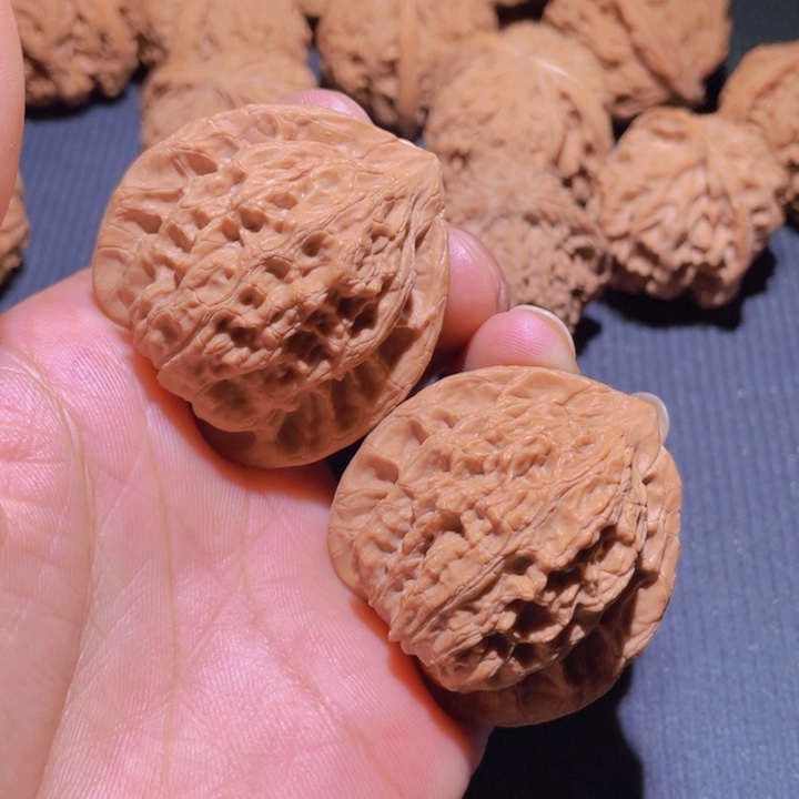 文玩核桃吊坠杯*酒崔凯