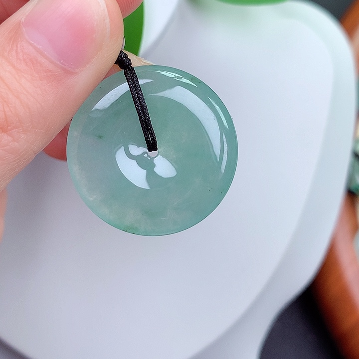 颈饰未镶嵌翡翠28.7-5.2mm